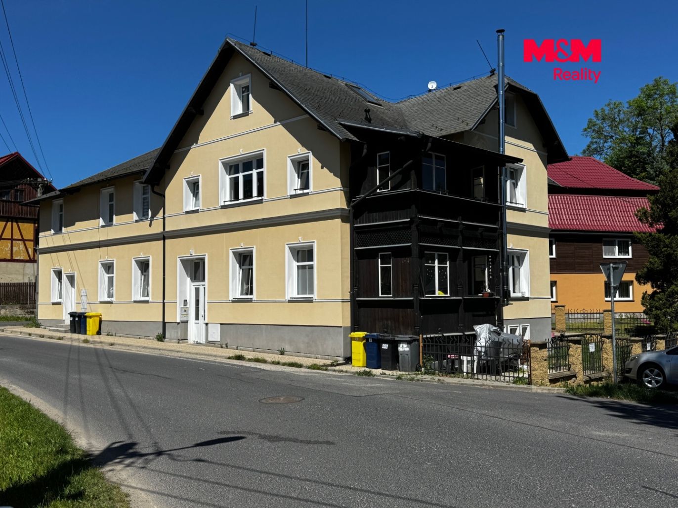 dům