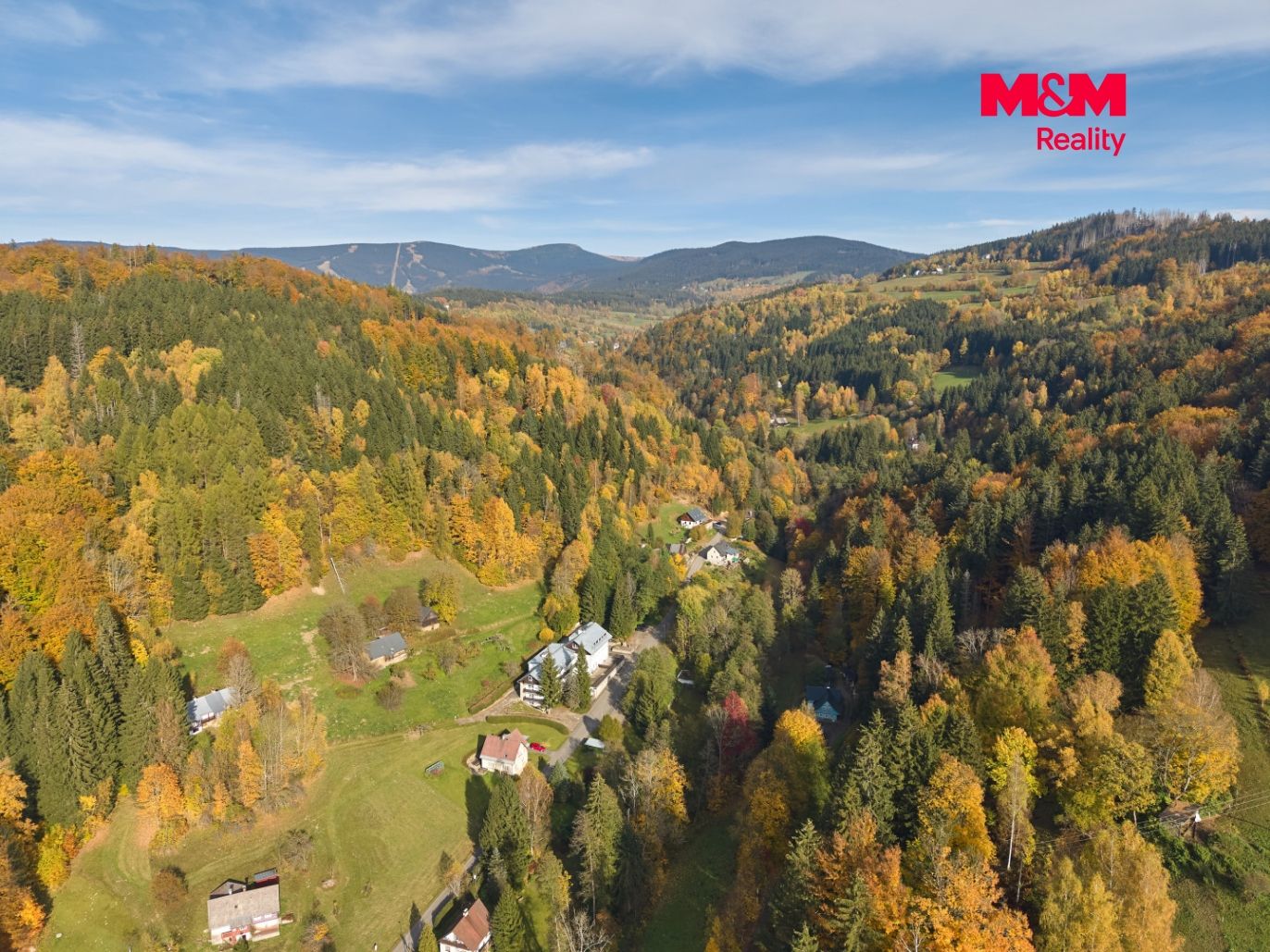 pohled z dronu