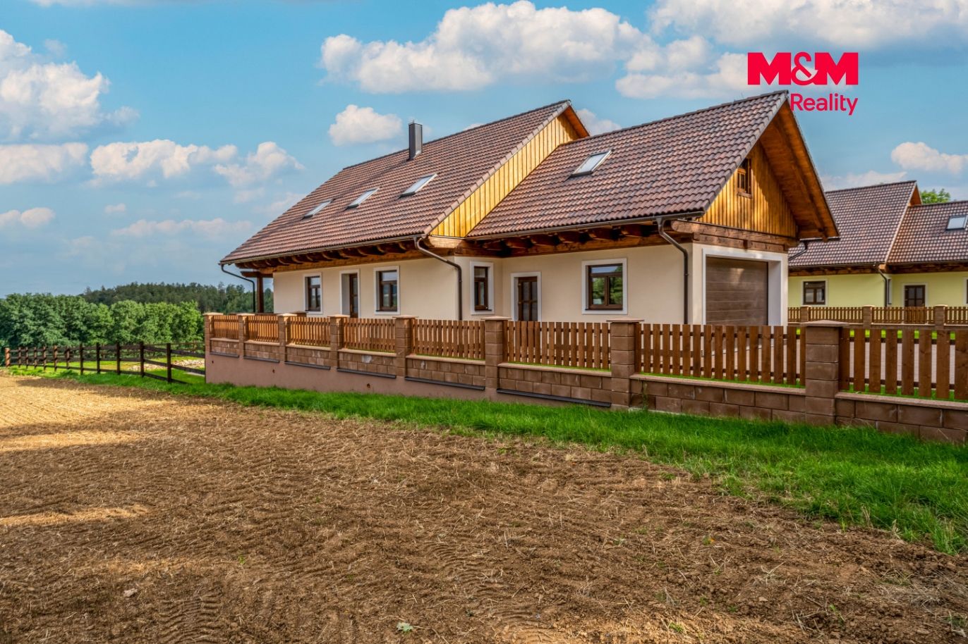 dům