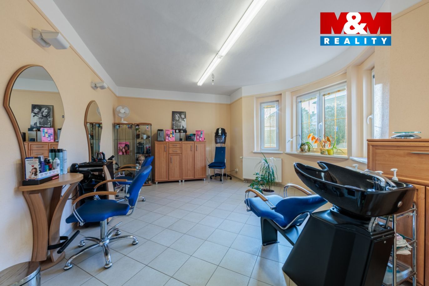 044A4698-HDR.jpg