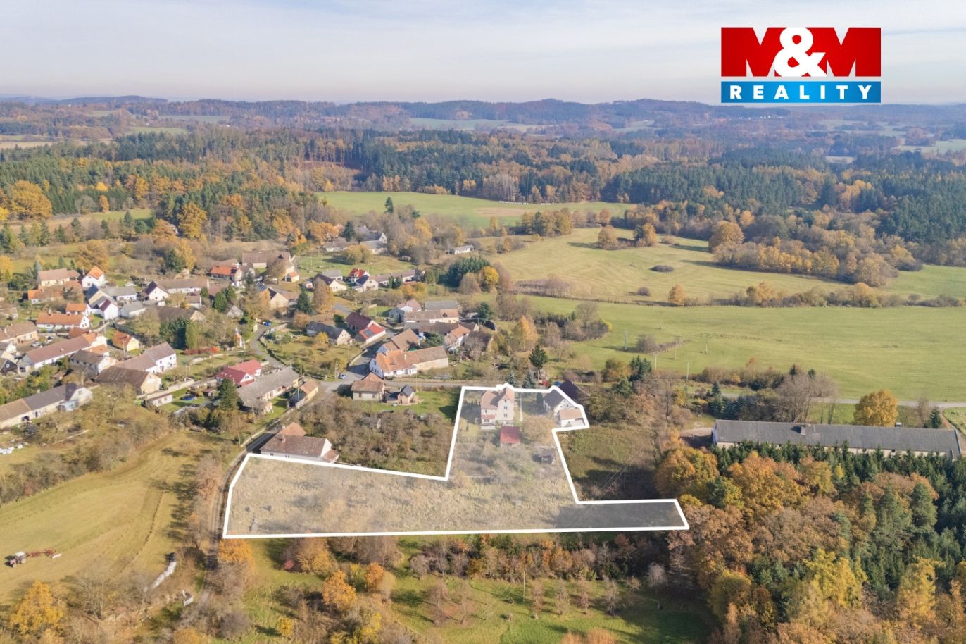 DJI_20251101112828_0004_D_1.jpg