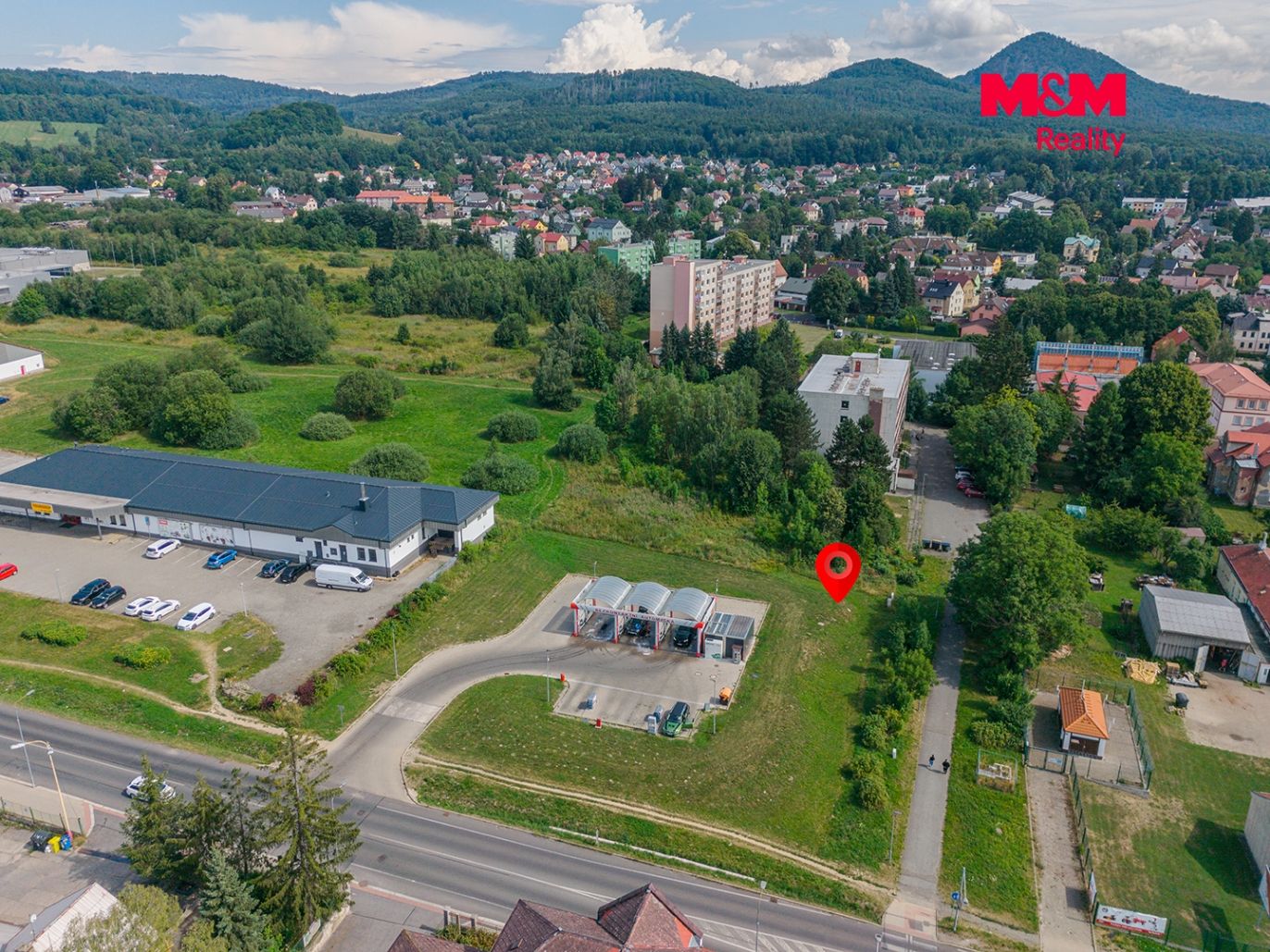 pohled na pozemek