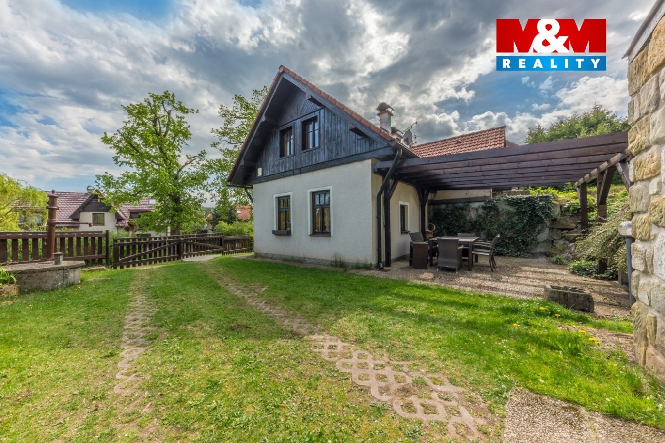 Dům