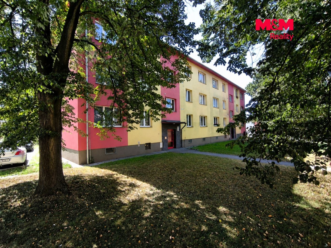byt-prodej-karvina-v-aleji-13.jpg