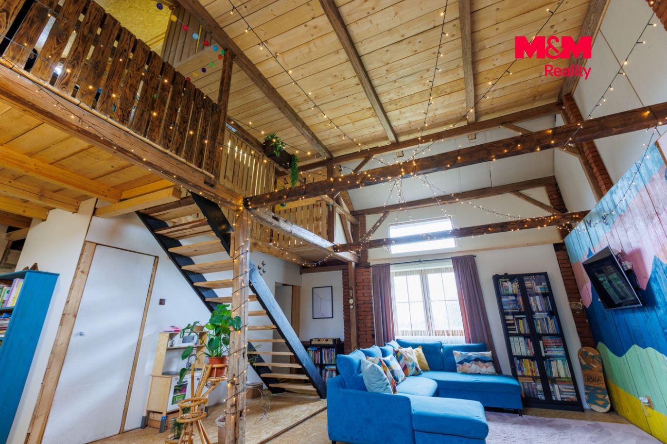 216A2545-HDR.jpg