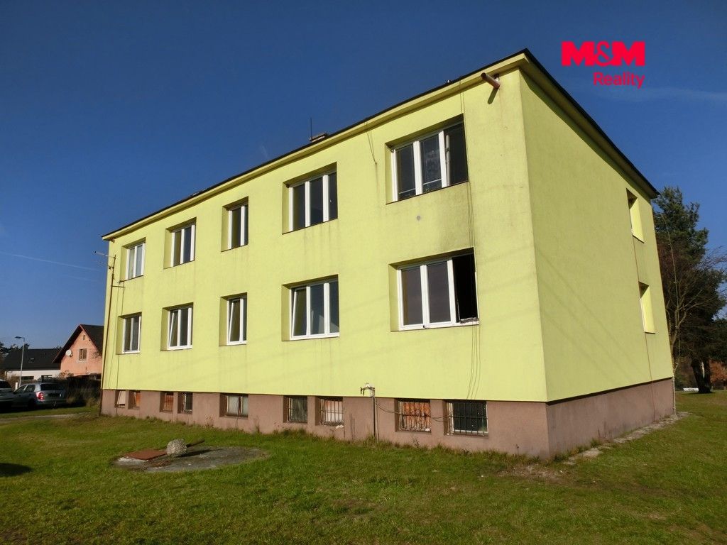 dům