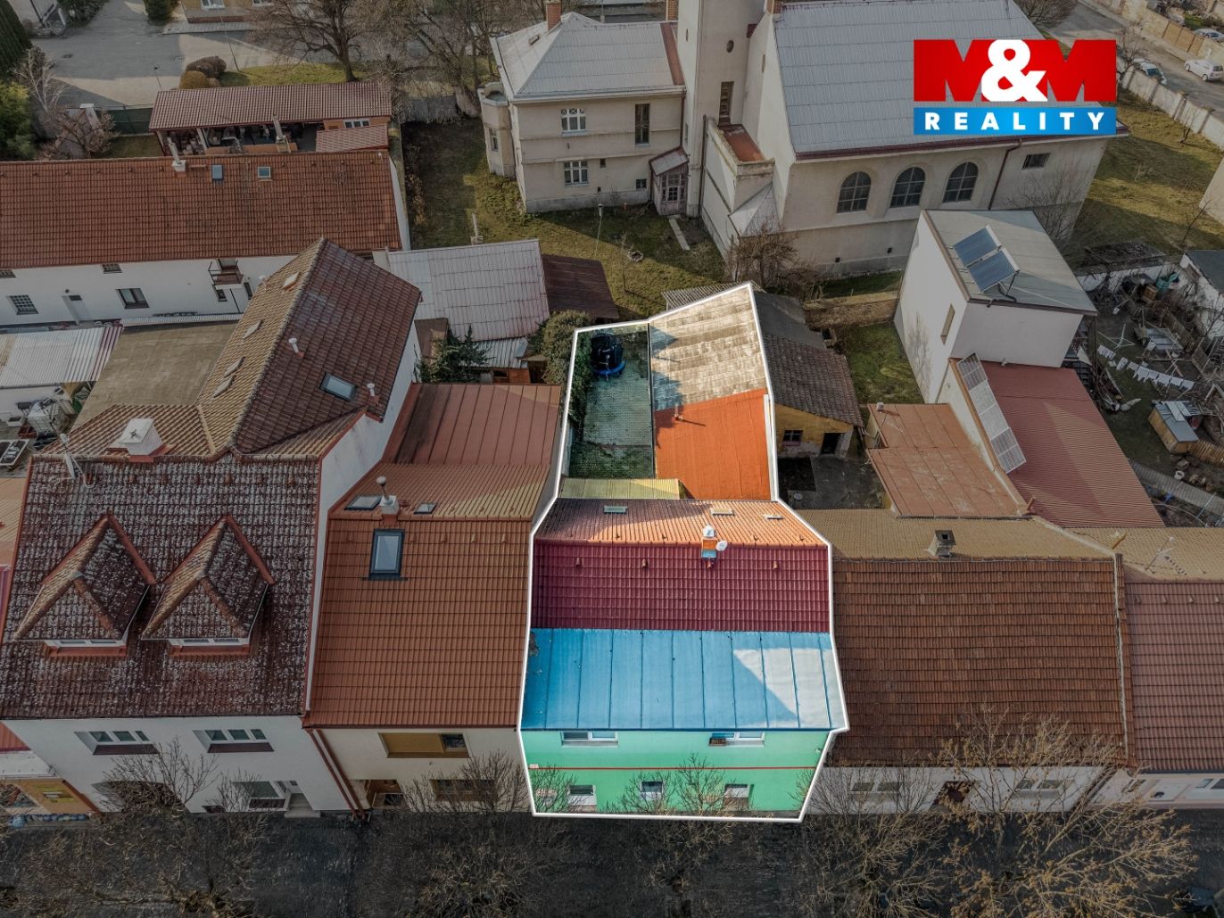 Dům