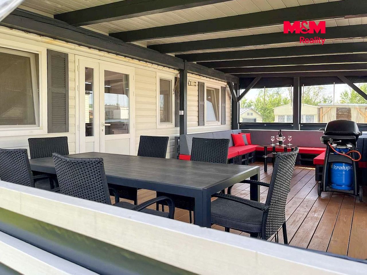 pergola-d12e-68c9-900073.jpg