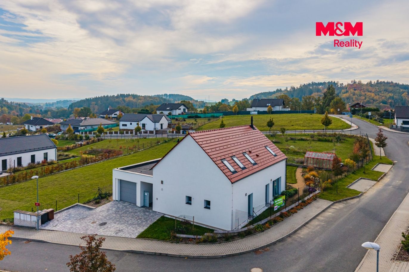 Prodej rodinného domu, 221,47 m², Dolní Lomnice, ul. Smrková
