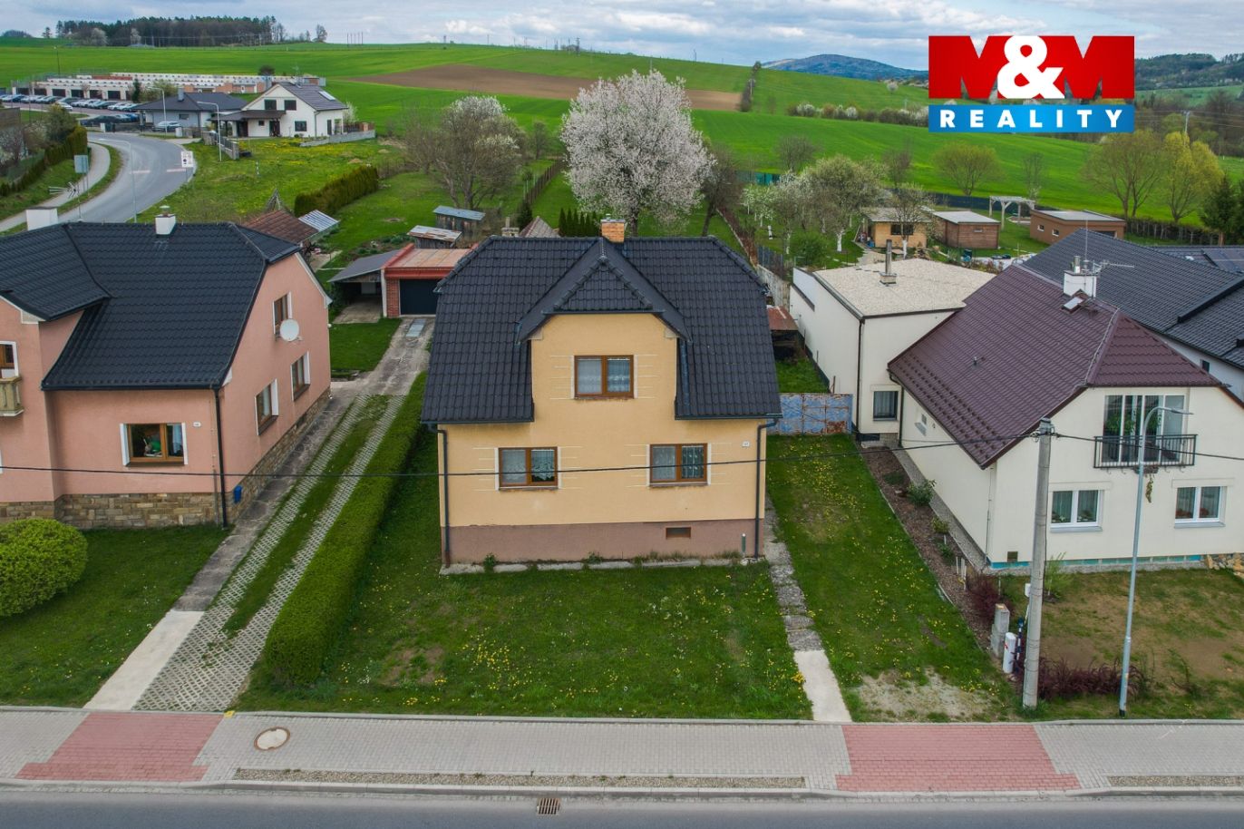 přední foto.jpg