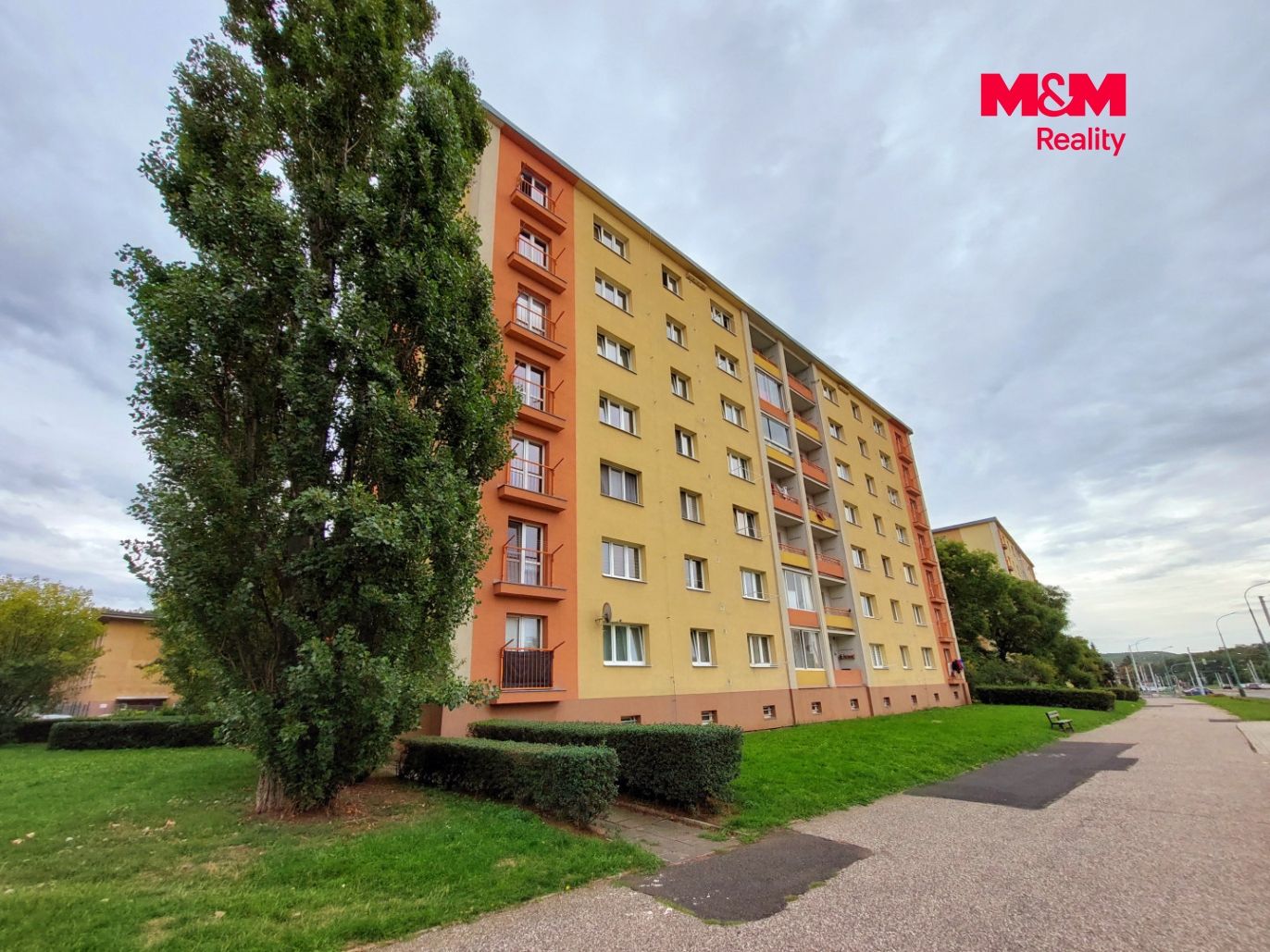 Dům