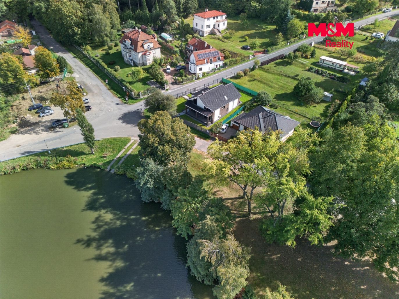 Louňovice 7.jpg
