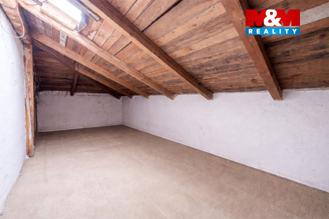 Prodej rodinného domu, 160 m², Mukařov, ul. Na Budech