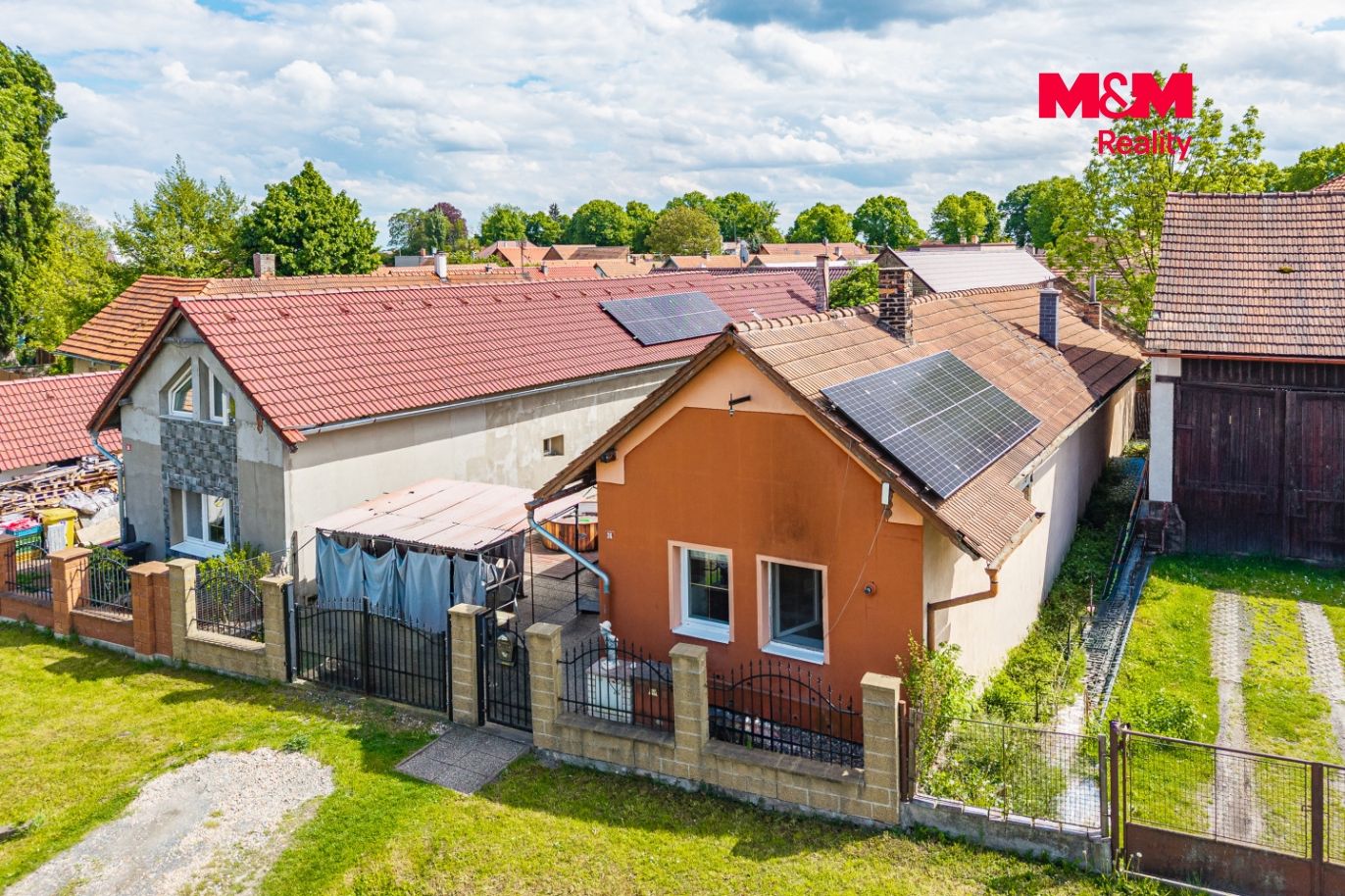 dům