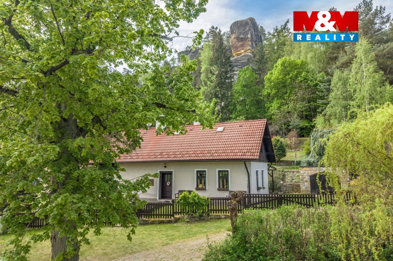 Dům