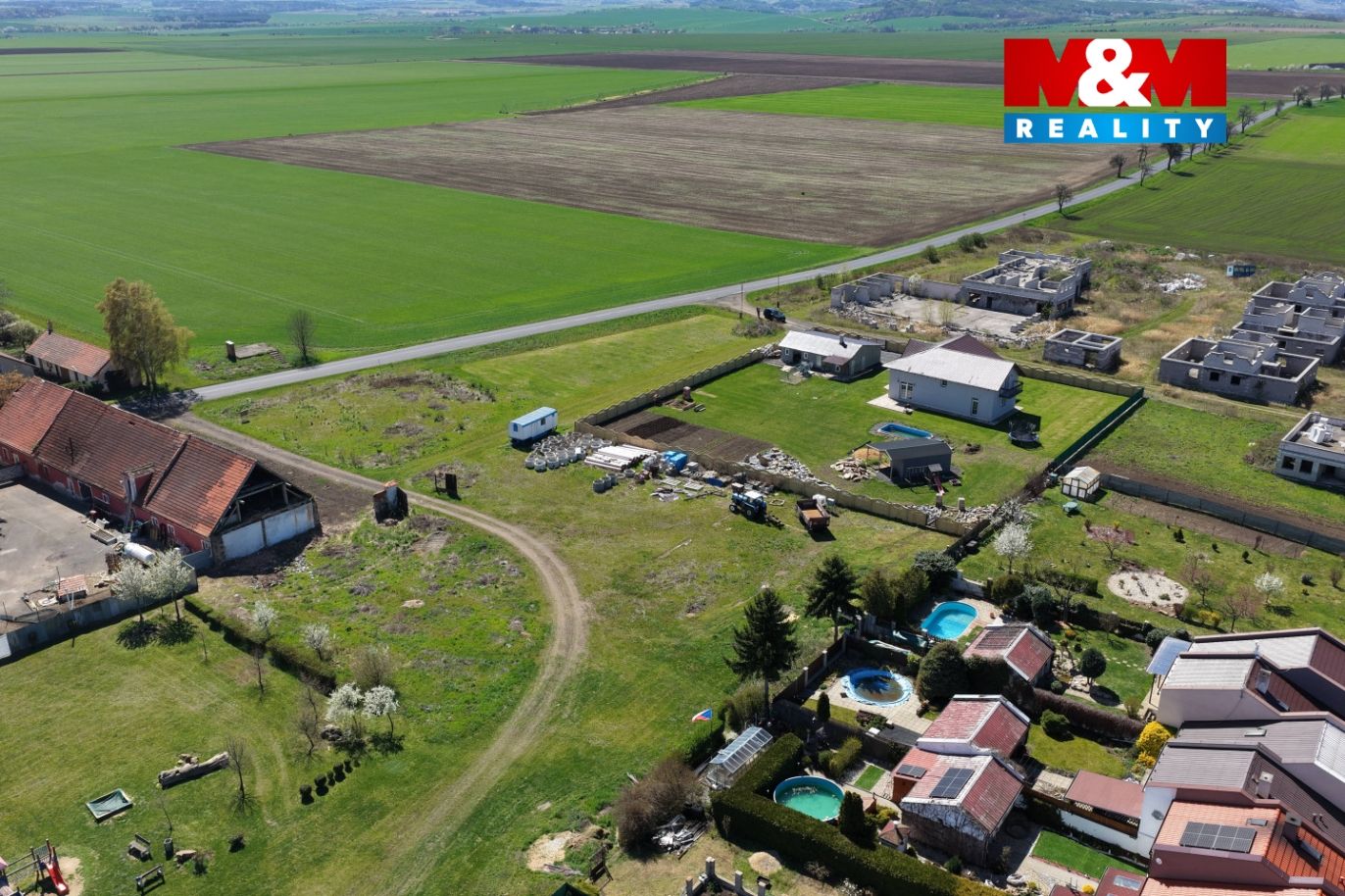 Prodej rodinného domu na klíč 6+1, 141 m², Račetice