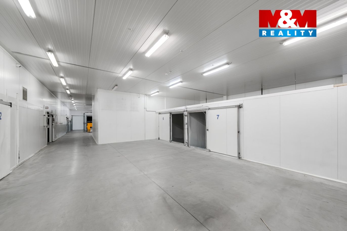 Pronájem obchodního objektu, Baška(Frýdek-Místek) 1300 m²