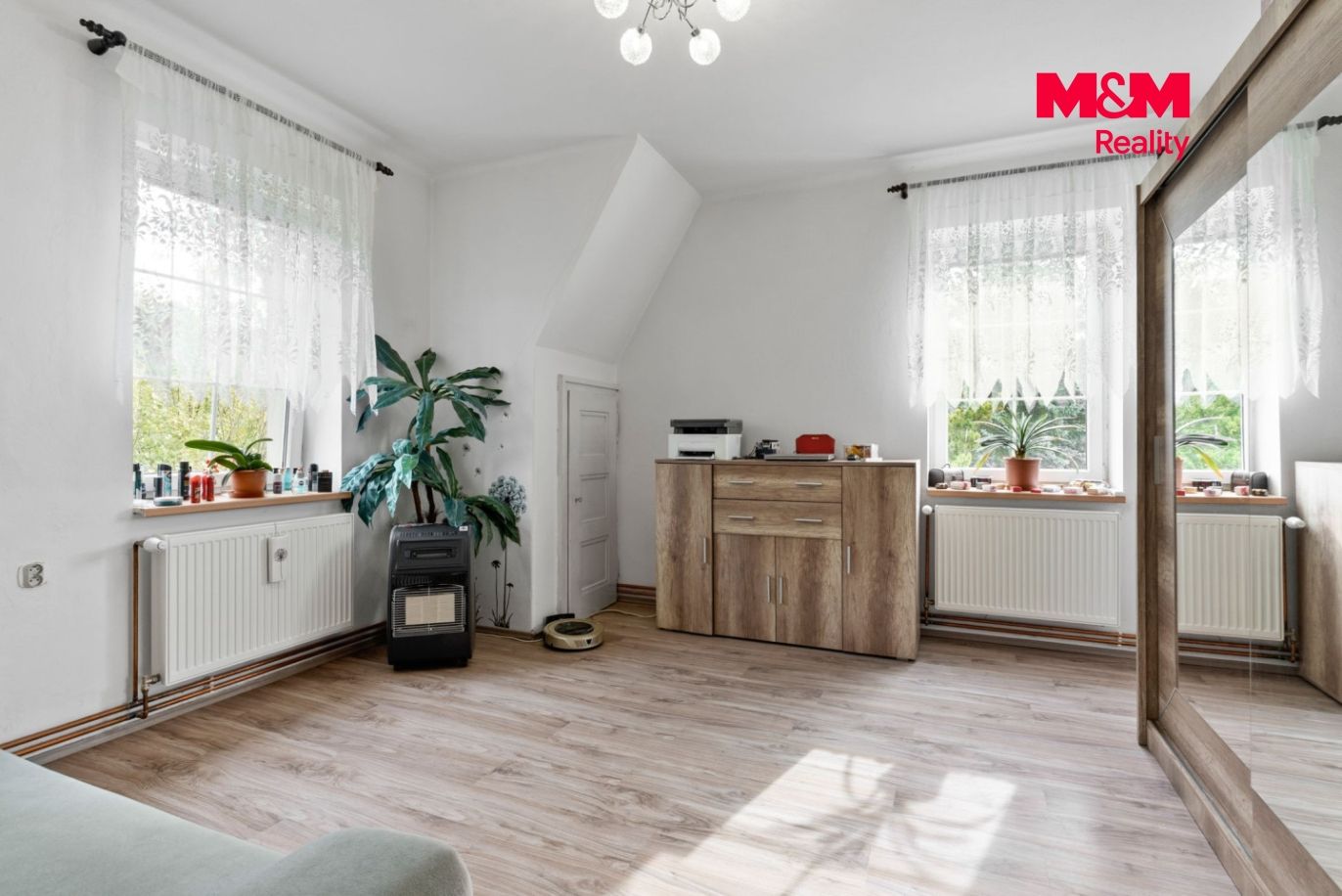 10 Patro pokoj 2.jpg