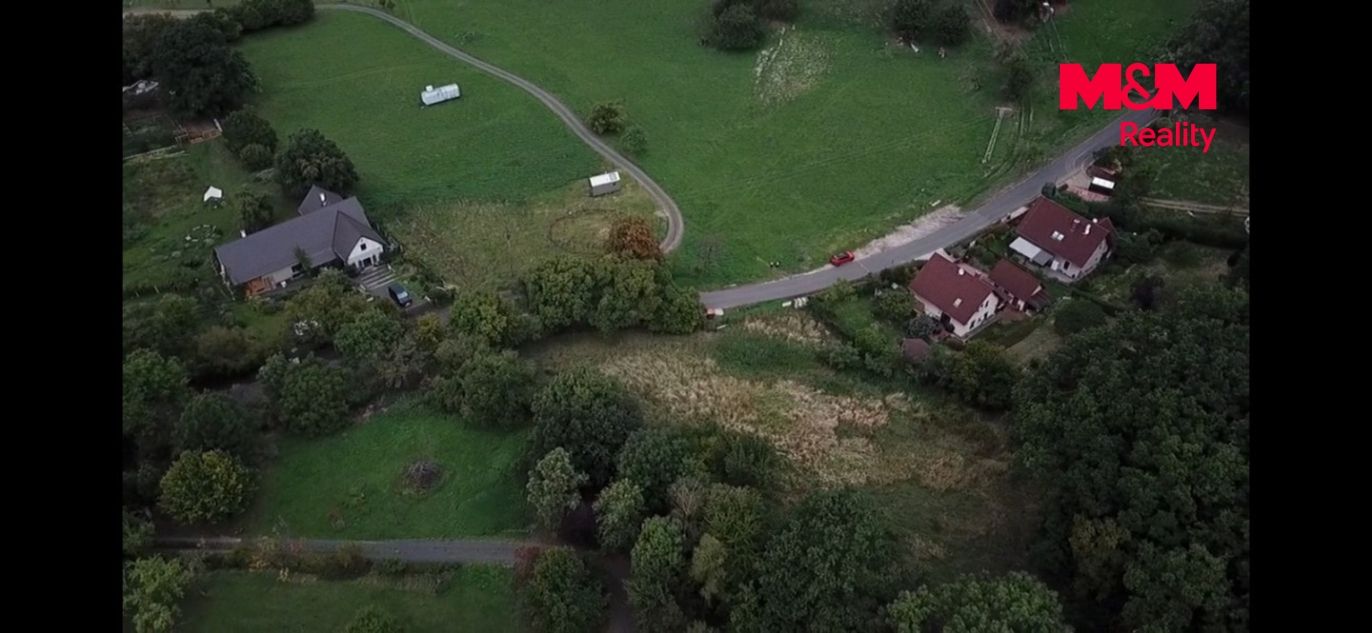 pozemek hlinná dron 1.jpg