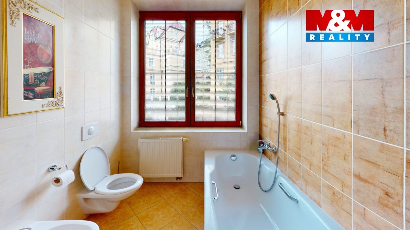 Byt-3kk-111m2-Moravska-Karlovy-Vary-Bathroom2-scaled.jpg