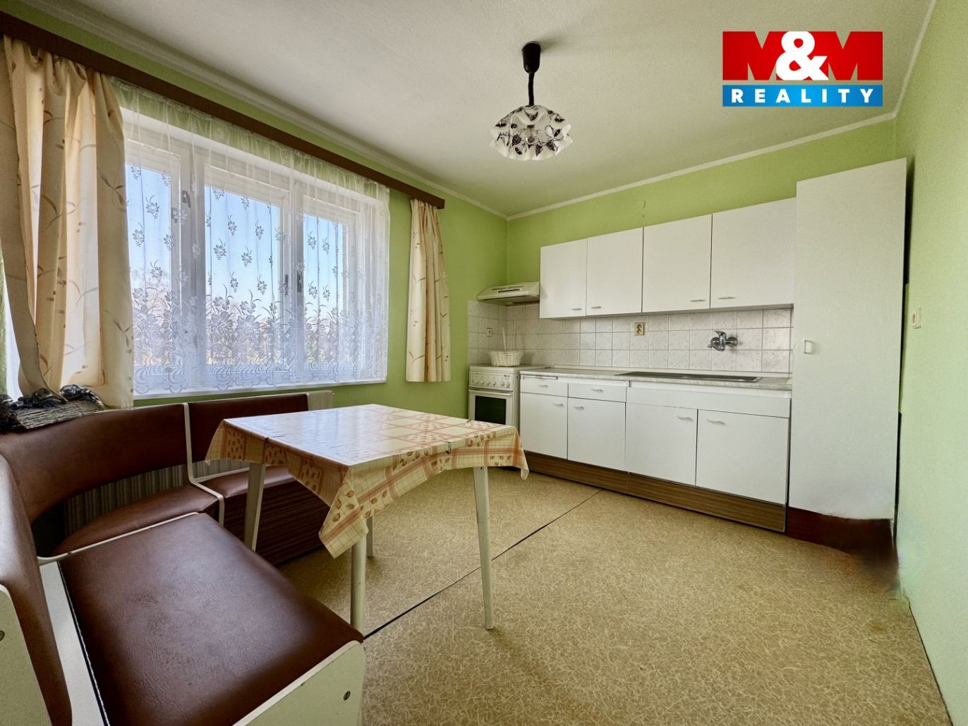 Prodej rodinného domu, 273 m², Světnov