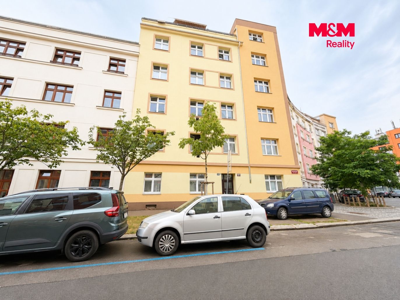 Dům
