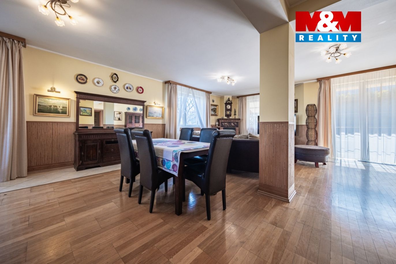 Pronájem rodinného domu, 220 m², Praha, ul. Markvartická