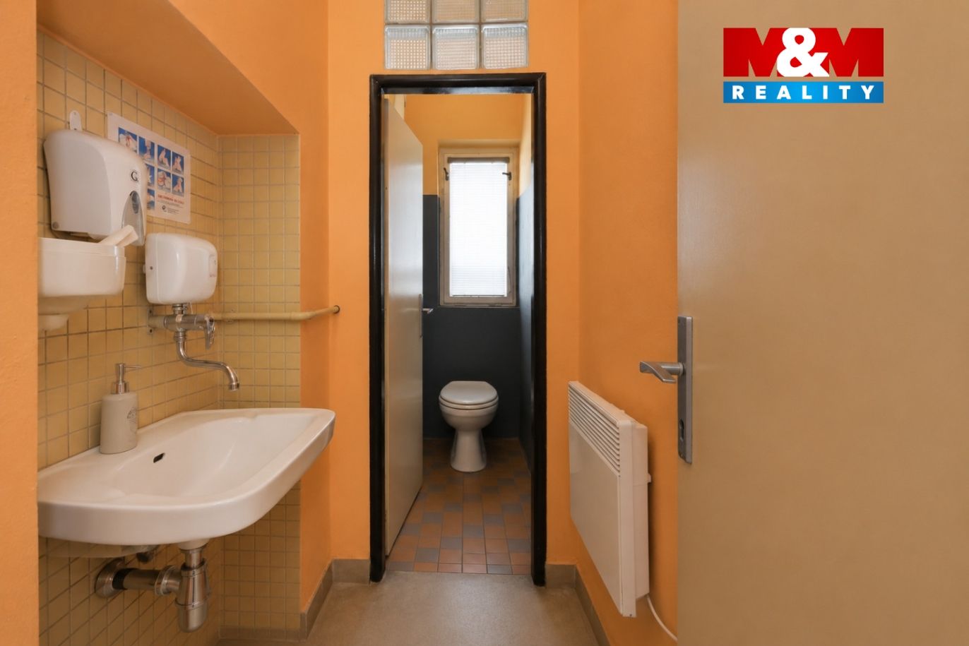 HB obchod wc.jpg