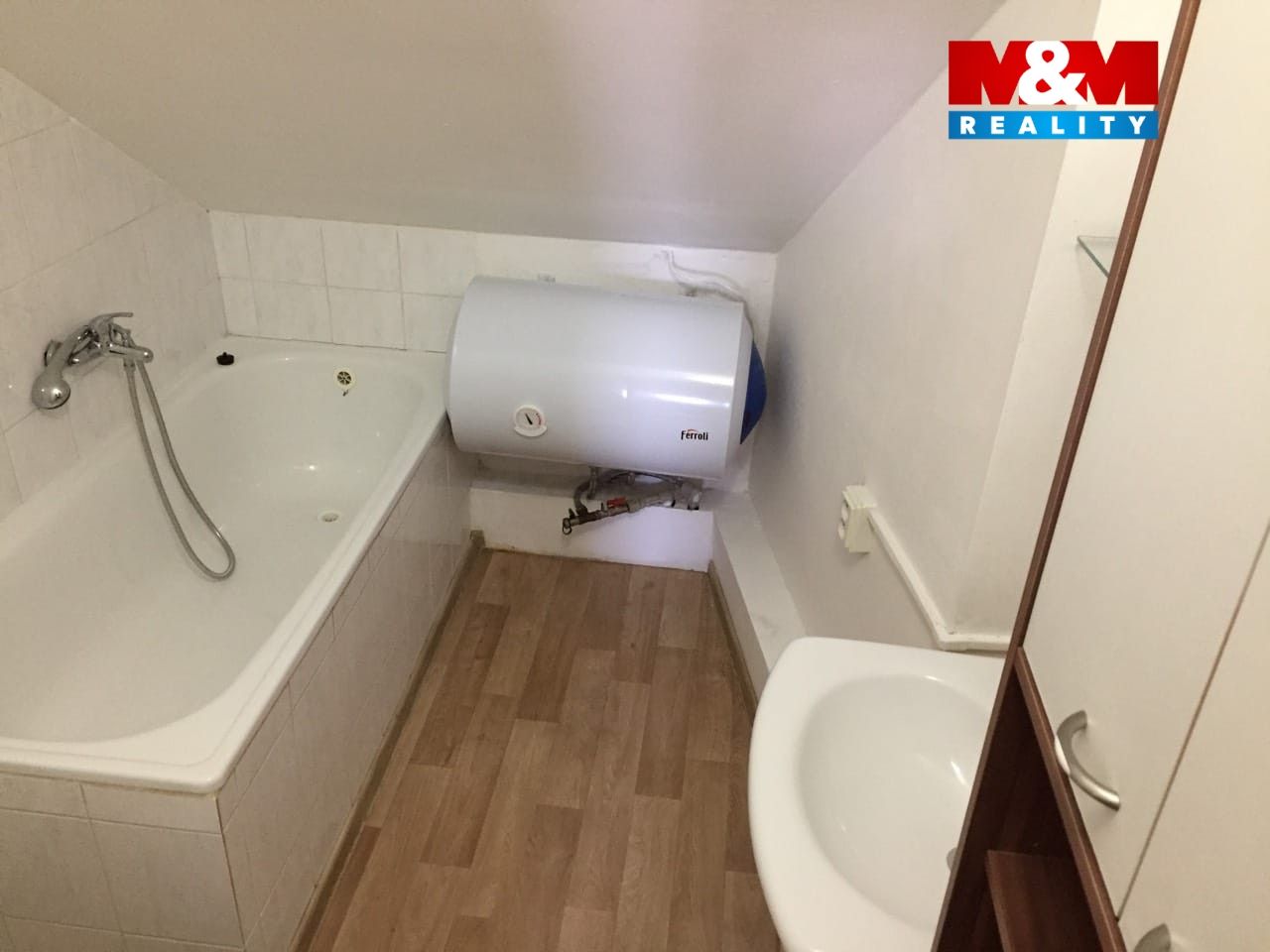 86cd02cf-d669-4966-83f1-bb4ce6095420.jpg