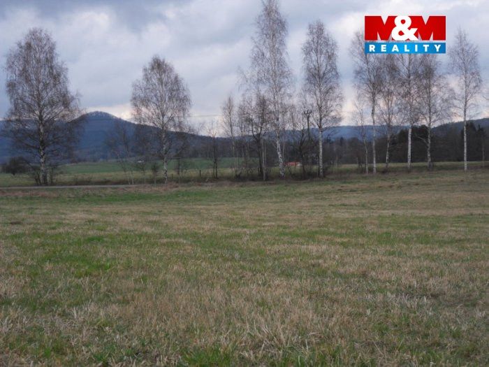 pohled na pozemek 