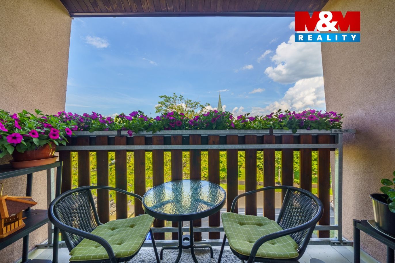 Prodej bytu 3+1, 70 m², Měděnec, ul. Náměstí