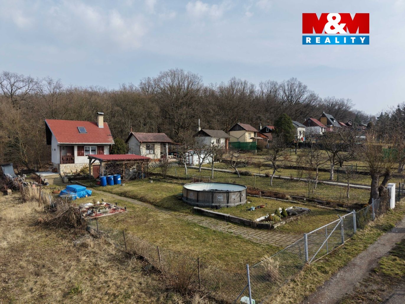 Prodej zahrady s chatou, 416 m², Údlice