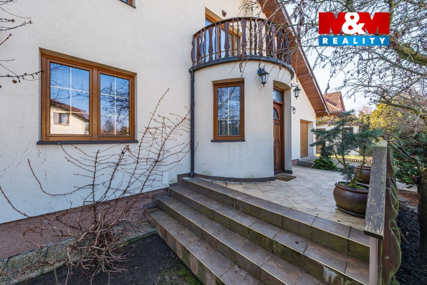 Pronájem rodinného domu, 220 m², Praha, ul. Markvartická