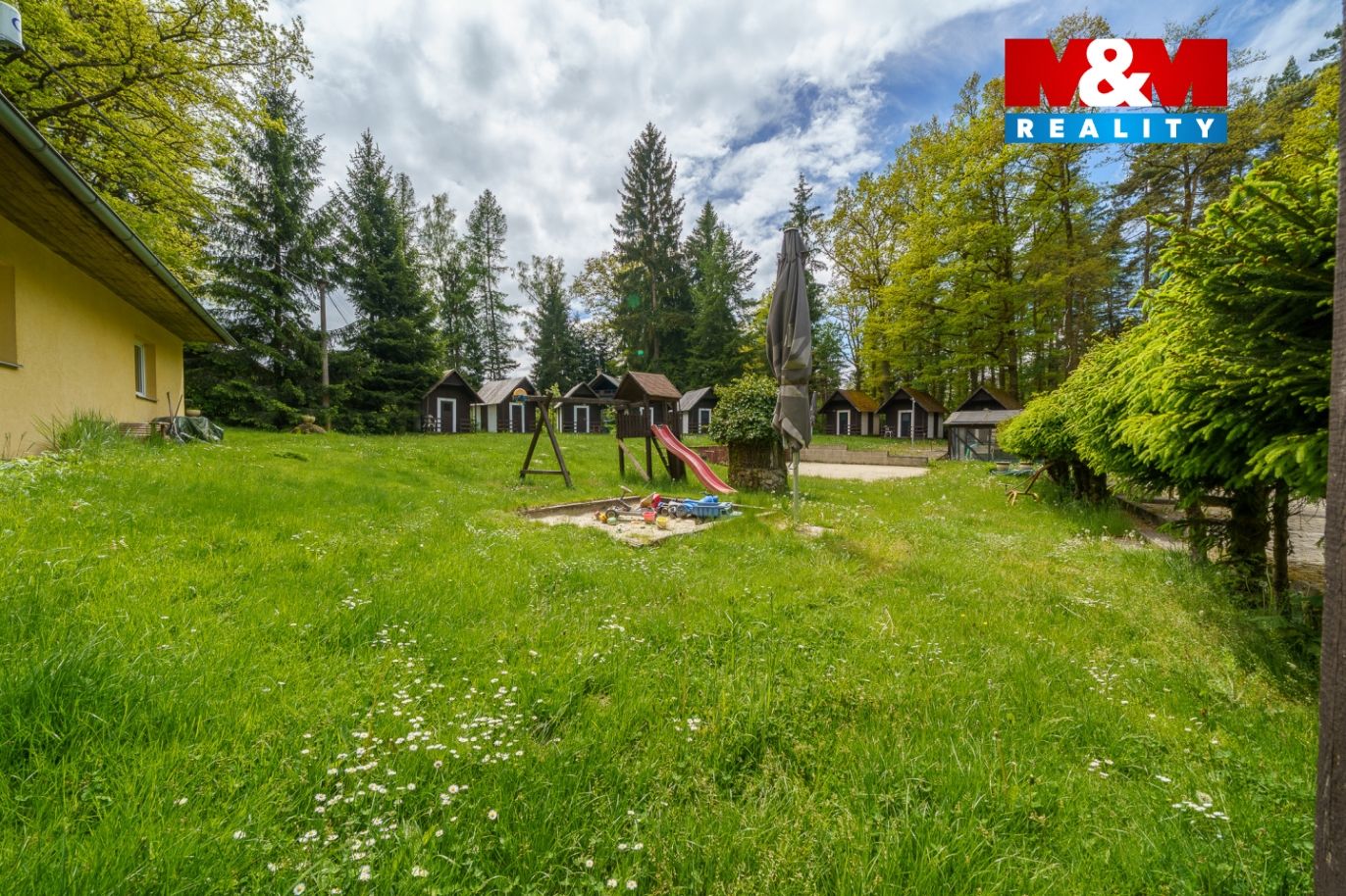 Prodej rekreačního areálu- Kemp, 795 m², Mezirolí