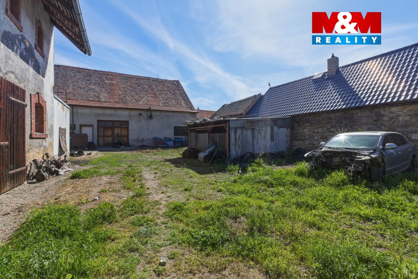 Realitni╠ü fotografie - Velte╠îz╠îe - Kla╠üra Pr╠îibi╠ükova╠ü - 8.jpg