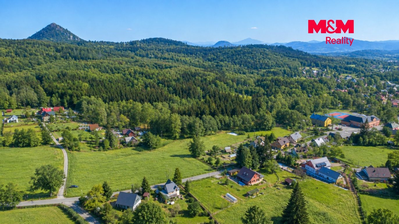 pohled na pozemek