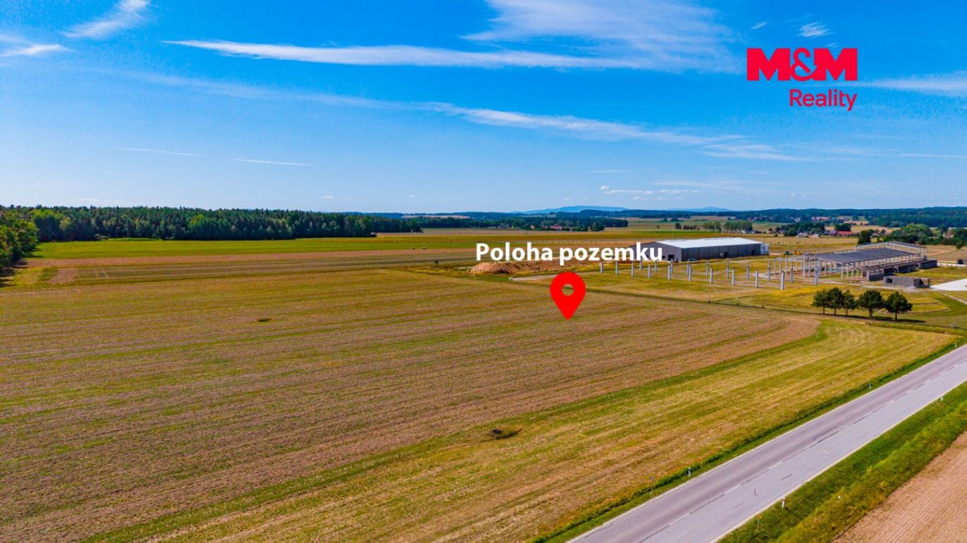 pozemek m 7.jpg