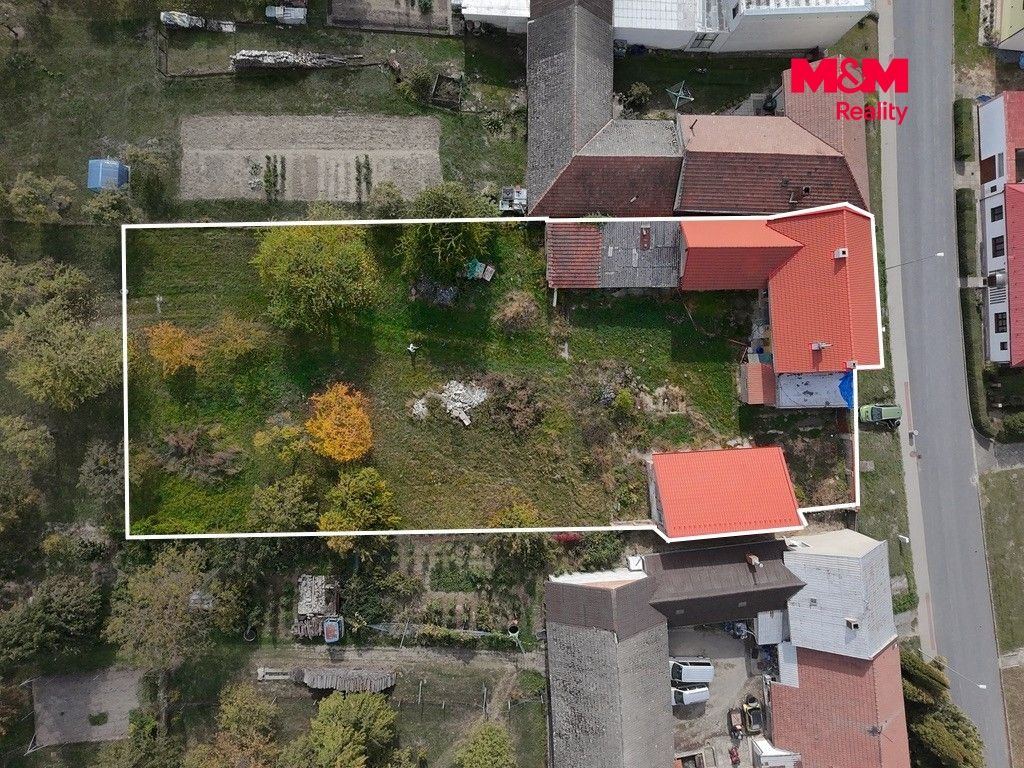 obrysnovy2.jpg