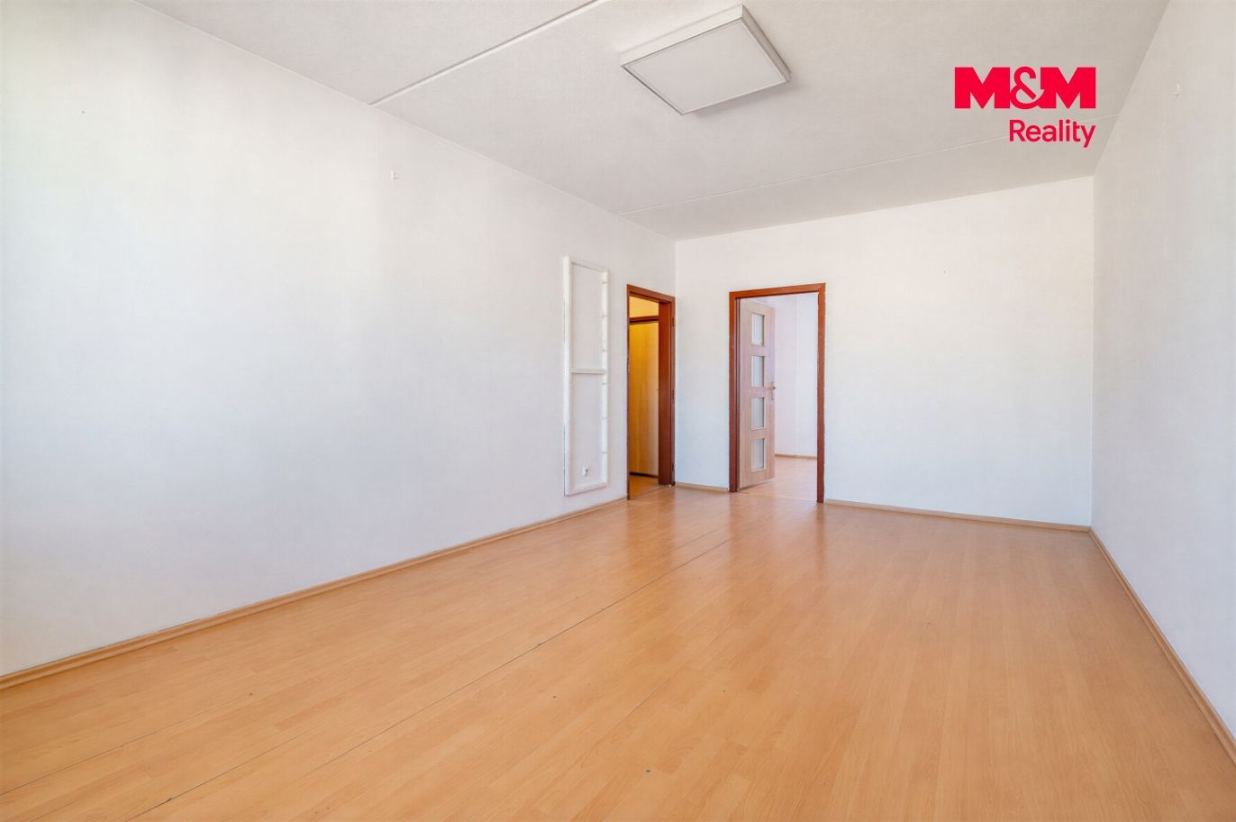 unsorted-living-room-hd-2bbea65a.jpg