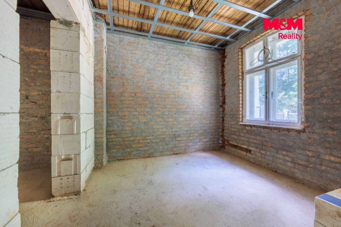 6U1A8446-HDR.jpg