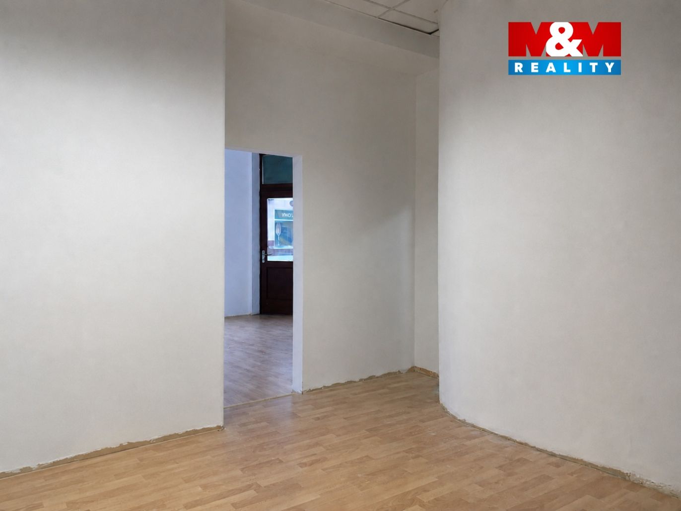 27AB9C03-D69D-4965-9282-ADD342416144.jpg