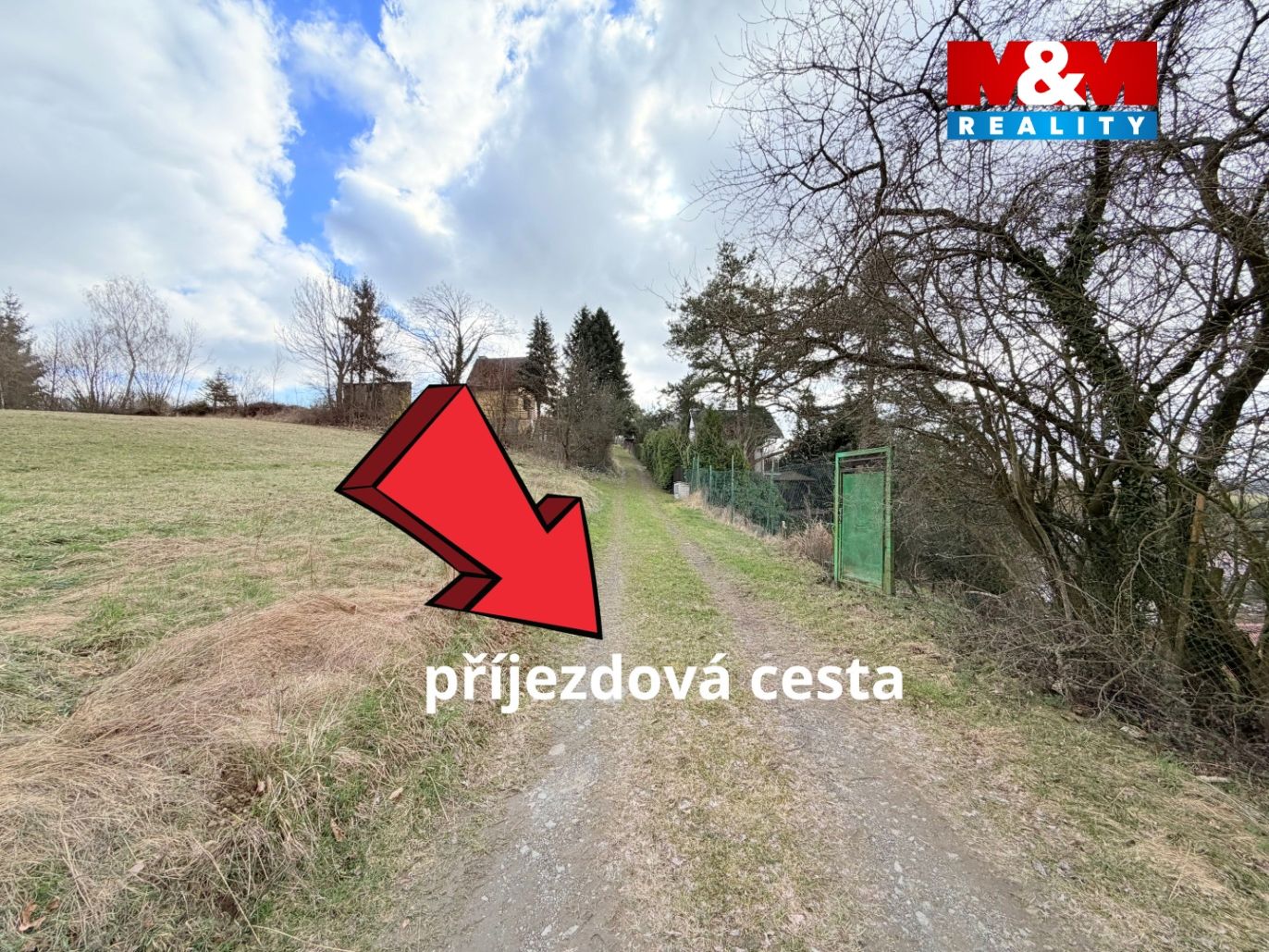 příjezdová cesta Kosov 2.jpg