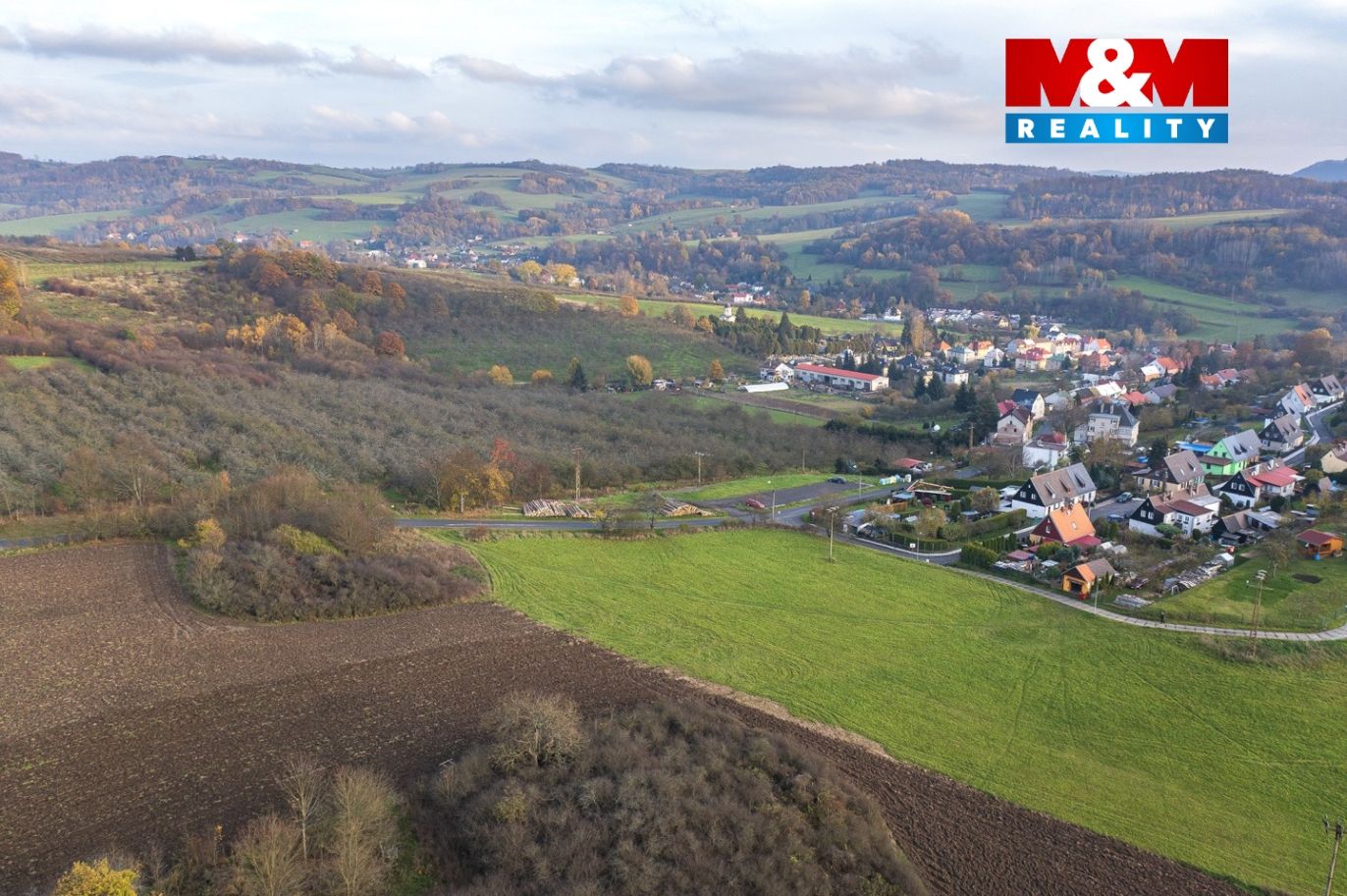 Pohled na pozemek