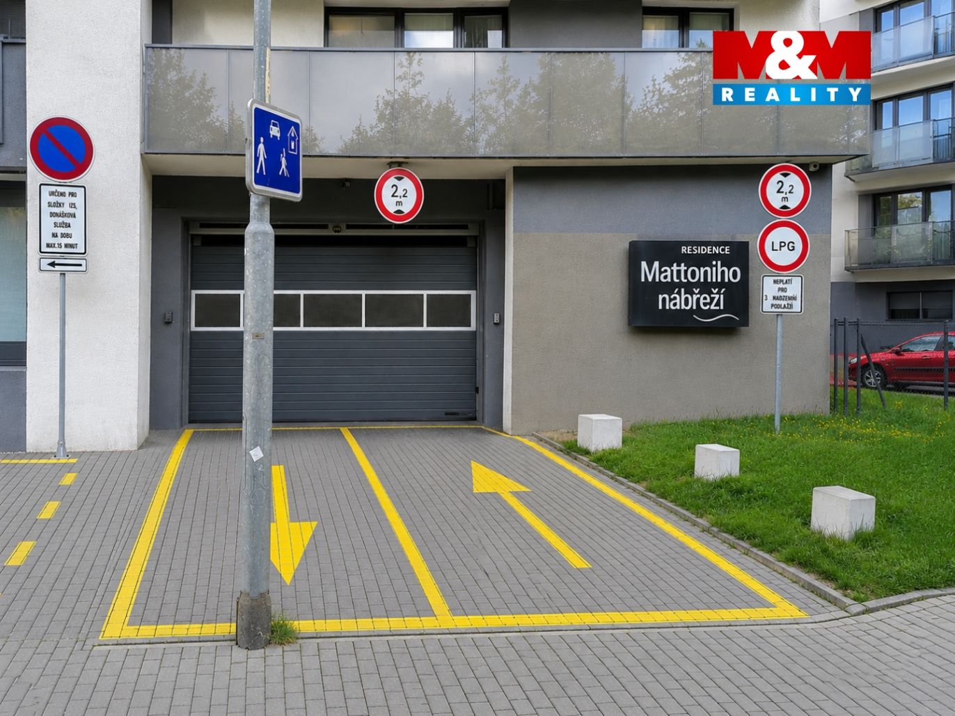 Vjezd do garáží