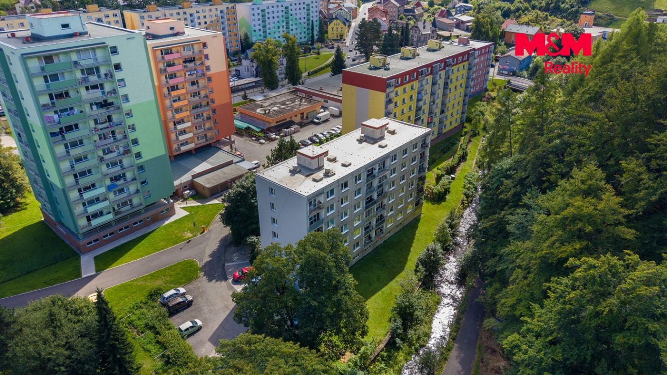 Pohled na okolí domu