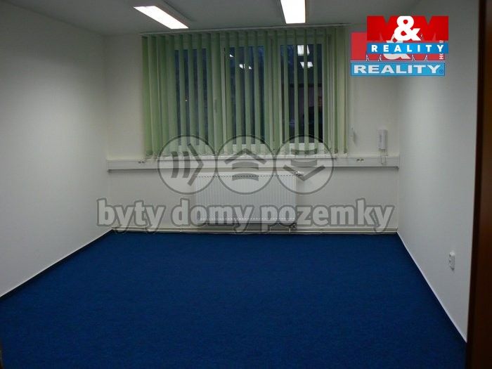 ac2e0cc0-41c8-495a-96a7-f53c4da46c79.jpg