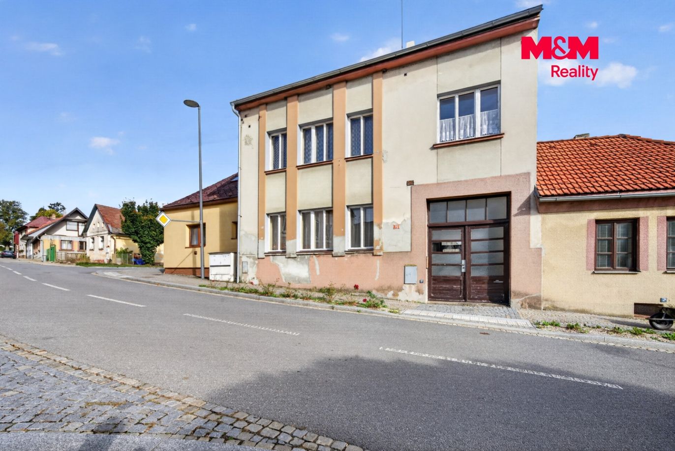 Barák Černovice-01.jpg