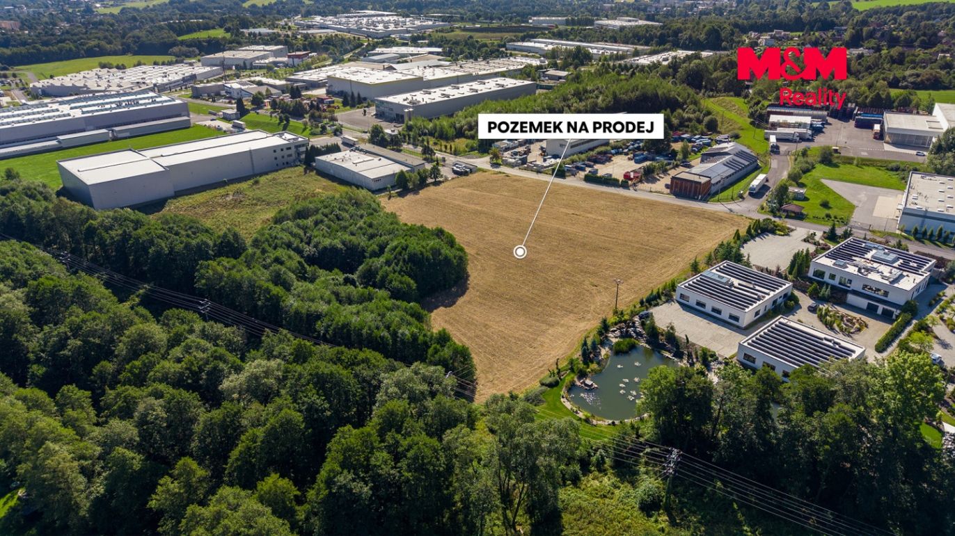 Pohled na pozemek