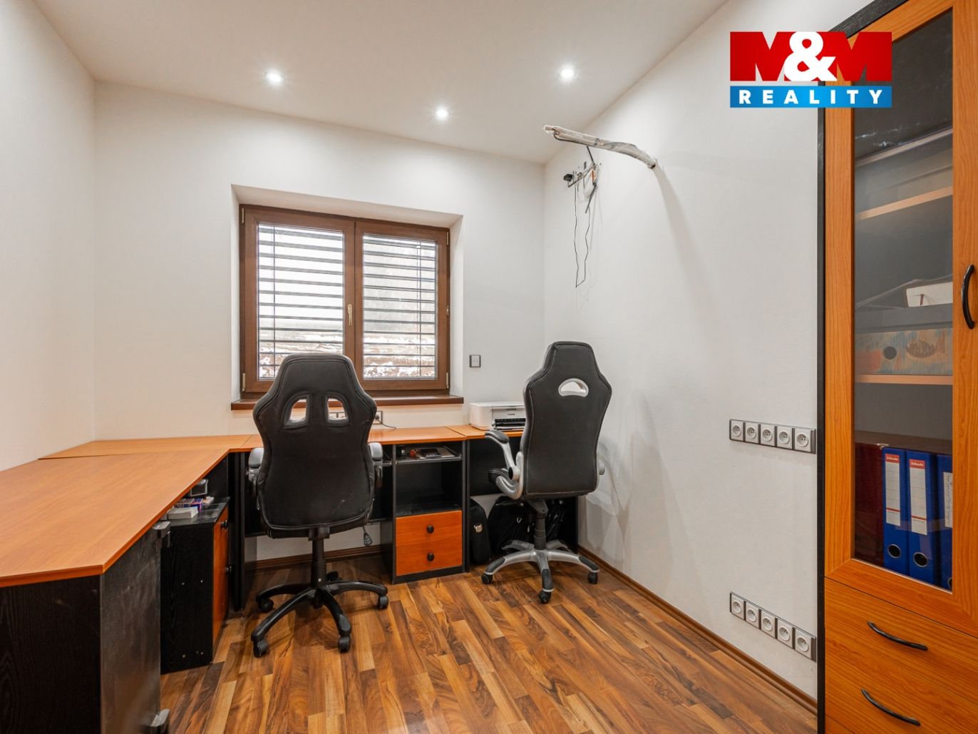 Prodej rodinného domu, 450 m², Neustupov