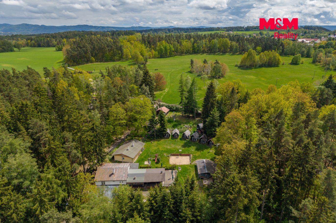 Pronájem rekreačního areálu- kemp, 795 m², Mezirolí